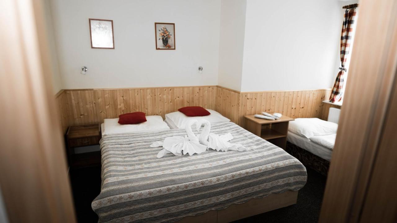 Hotel Atlas ペツ・ポト・スニェシュコウ エクステリア 写真